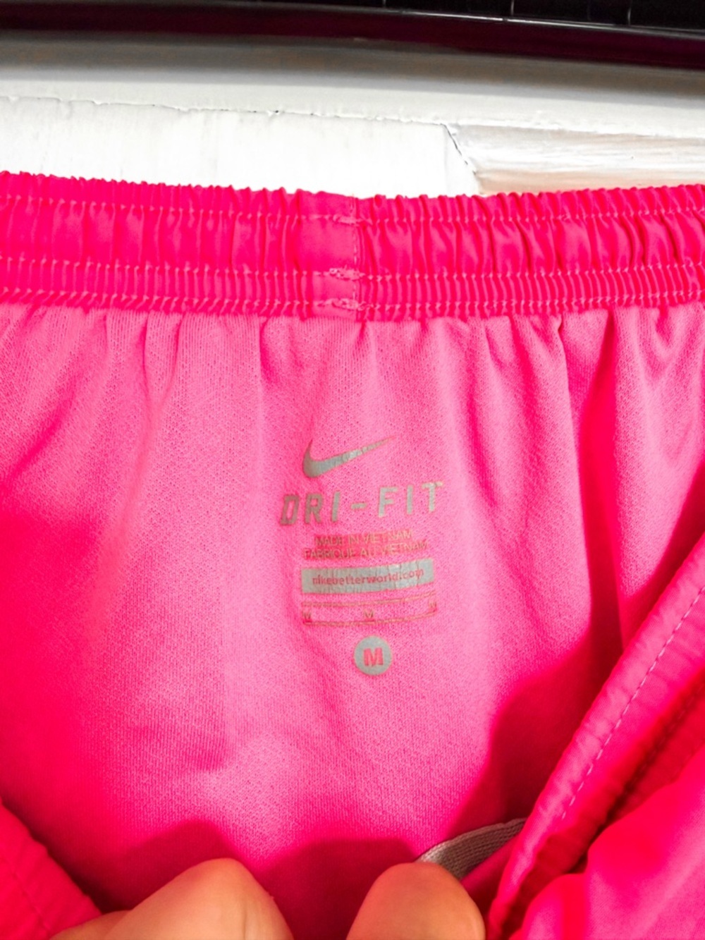 Nike Dri-Fit Tempo Running Shorts in Hot Pink Leopard - Picture 4 of 6